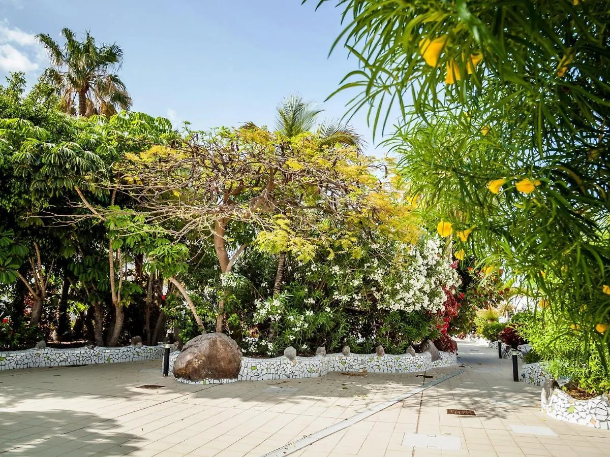 Blue Waters Apartment With Heated Pool Costa Del Silencio